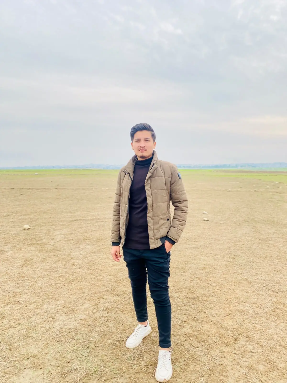 Khawar Abbas - SEO Expert at eCommercePilot